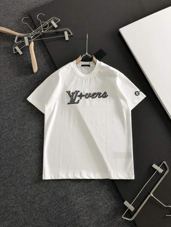 Picture of Louis Vuitton T Shirts Short _SKULVS-2XLtltx1947758